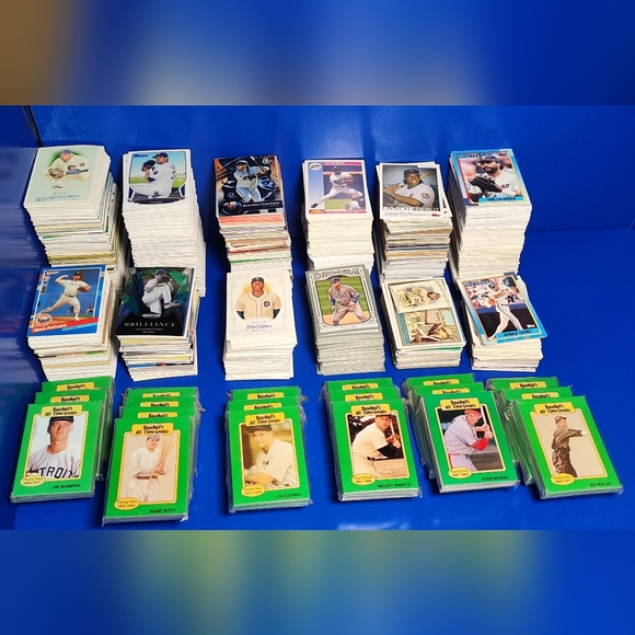 Topps Chrome base #200 huge baseball card lot mini Coin, possible hof or… - Picture 4 of 16